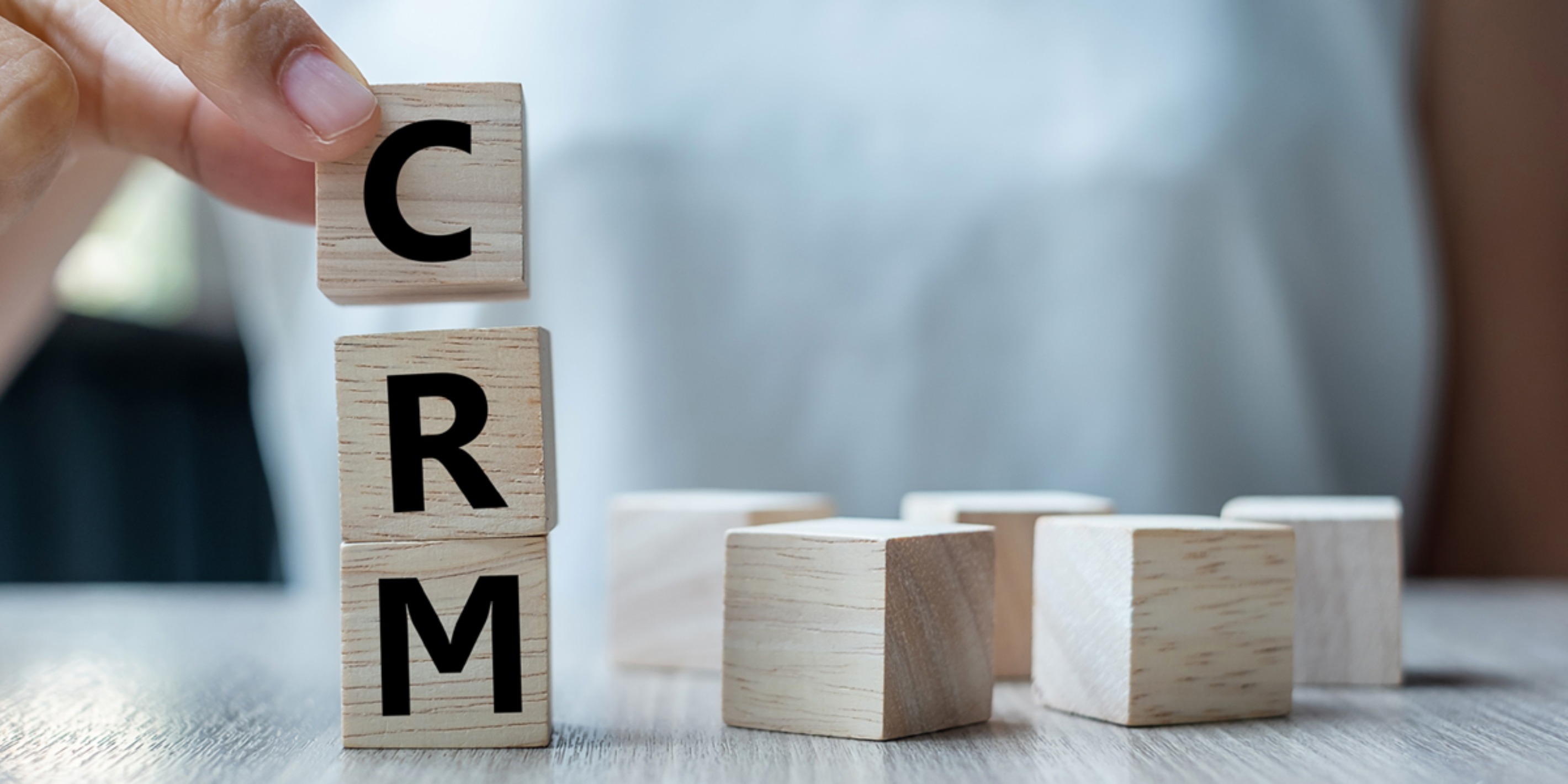 CRM: de la sélection à l’implantation CRM: de la sélection à l’implantation